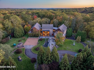 71 N Porchuck Rd, Greenwich, CT 06831