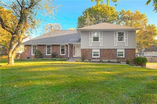 9849 Glenwood St, Overland Park, KS 66212