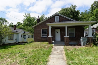 537 Vance St NW, Lenoir, NC 28645
