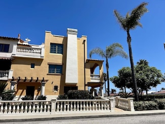 5103 W Wooley Rd, Oxnard, CA 93035