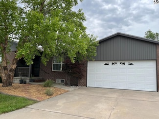 1303 E 28th Ave, Hutchinson, KS 67502