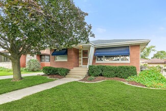9850 S Spaulding Ave, Evergreen Park, IL 60805