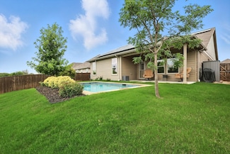 313 Hogan Dr, Denton, TX 76210