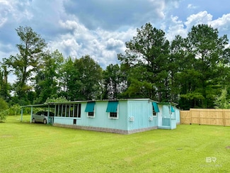 505 Horseshoe Rd, Brewton, AL 36426