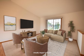 706 Country Club Dr SW, Melrose, MN 56352