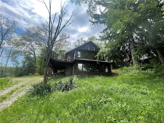 1204 County Home Rd, Greensburg, PA 15601