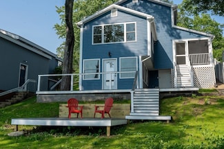 65 Sebbins Pond Dr, Bedford, NH 03110