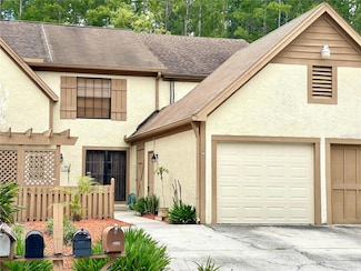 4006 Huxford Ct, Tampa, FL 33624