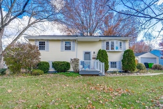 354 Hiwood Ave, Munroe Falls, OH 44262
