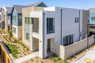 27116 Scrub Oak Ct, Valencia, CA 91381