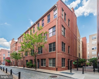 133 N Bread St Unit J3, Philadelphia, PA 19106