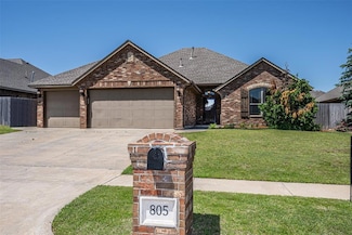 805 Evening Dr, Yukon, OK 73099