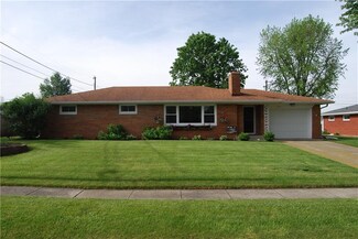 221 W 5th St, Lapel, IN 46051