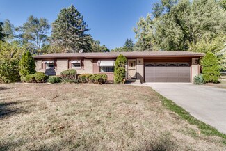 174 Homecrest Rd, Battle Creek, MI 49037