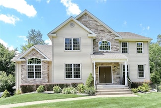 11 Marino Blvd, Pomona, NY 10970