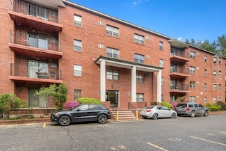 16 Winter St Unit 32C, Waltham, MA 02451