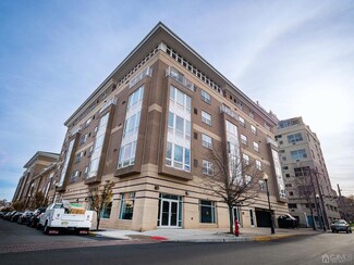 358 Rector St Unit 310, Perth Amboy, NJ 08861