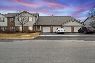 1735 Chesapeake Ln Unit 7, Schaumburg, IL 60193