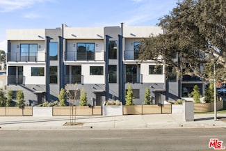 6048 Burwood Ave, Los Angeles, CA 90042