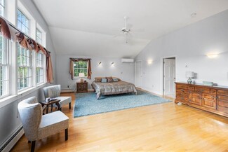 3 Birchwood Dr, Derry, NH 03038