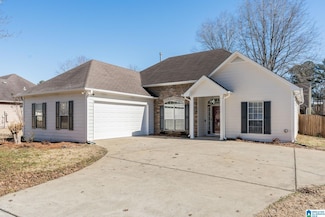 112 Rock Valley Rd, Helena, AL 35080