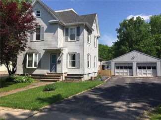 25 South St, Clifton Springs, NY 14432