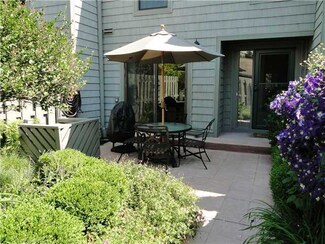 3156 Walden Ravines Unit 10, Columbus, OH 43221