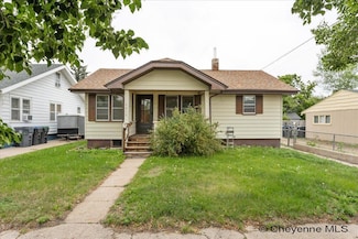 2015 Bradley Ave, Cheyenne, WY 82001