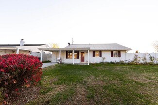 520 Rose Dr, Waverly, OH 45690