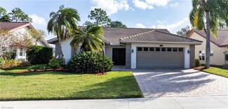 546 Countryside Dr, Naples, FL 34104