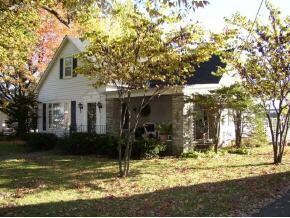 407 S Main St, Milan, IN 47031
