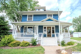 432 Broadway St, Carson, IA 51525