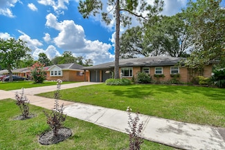 5506 Ettrick Dr, Houston, TX 77035