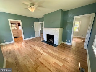 1611 13th St S, Arlington, VA 22204