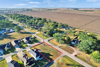 000 Morris St, East Bernard, TX 77435