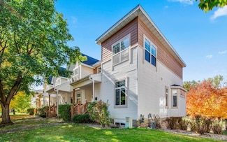 1229 Clarence St, Saint Paul, MN 55106