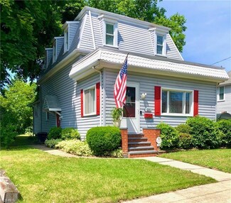 221 Franklin Ave, Ashtabula, OH 44004