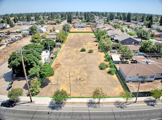 3203 E Houston Ave, Visalia, CA 93292