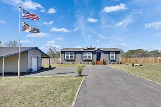 123 Casen St, Dale, TX 78616