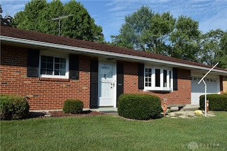 6407 Woodville Dr, Dayton, OH 45414