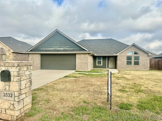 3532 Overland Dr, Durant, OK 74701