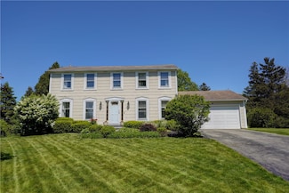 16 Canterbury Trail, Fairport, NY 14450