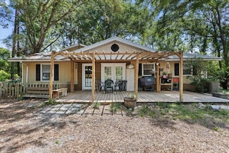 8470 NW 120th St, Chiefland, FL 32626