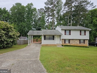 6099 Tina Ln, Rex, GA 30273