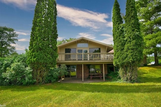 11220 E Mount Morris Rd, Davison, MI 48423