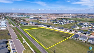 235 Devitt Dr Unit 237, Harrisburg, SD 57032