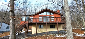 5905 Decker Rd, Bushkill, PA 18324