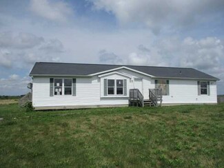 9702 Defiance Pike, Wayne, OH 43466