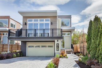 212 3rd St S, Kirkland, WA 98033