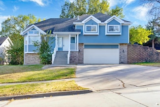 620 Dehoff Dr, Manhattan, KS 66502